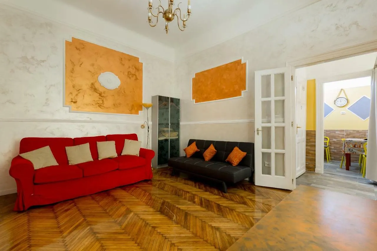 Budapestapartment9 Ungaria